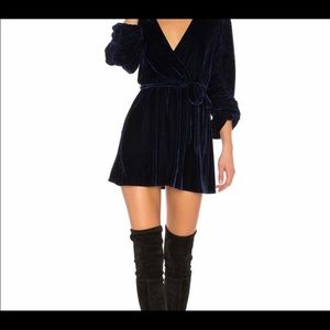 Bebe velvet dress SOLD‼️